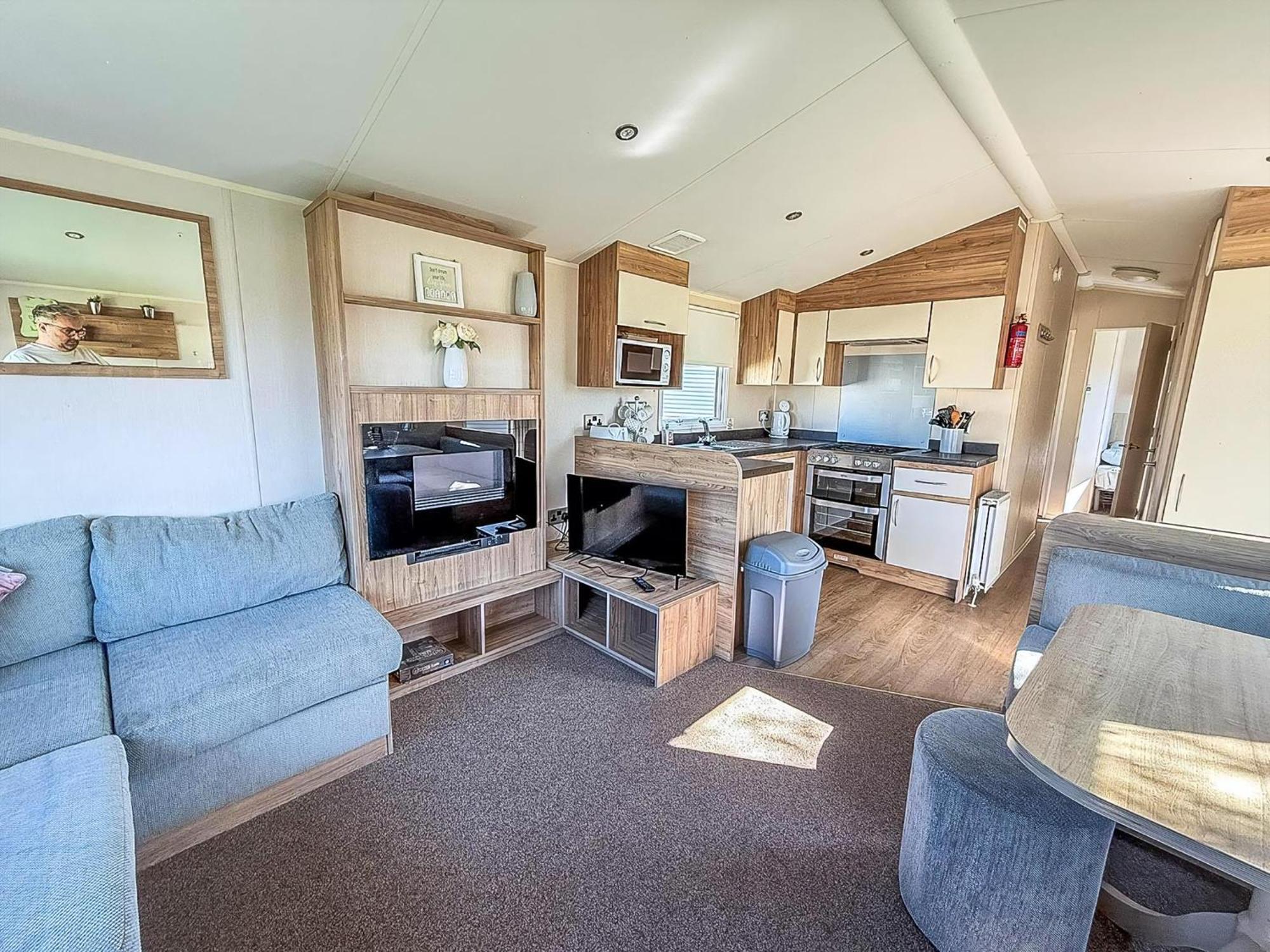 8 Berth Caravan For Hire At St Osyth Beach Ref 28047R Клактон-он-Си Экстерьер фото